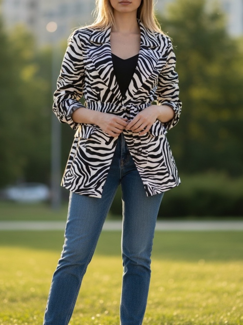 Anne Klein Off white black zebra stripes Jacket with Tie front.